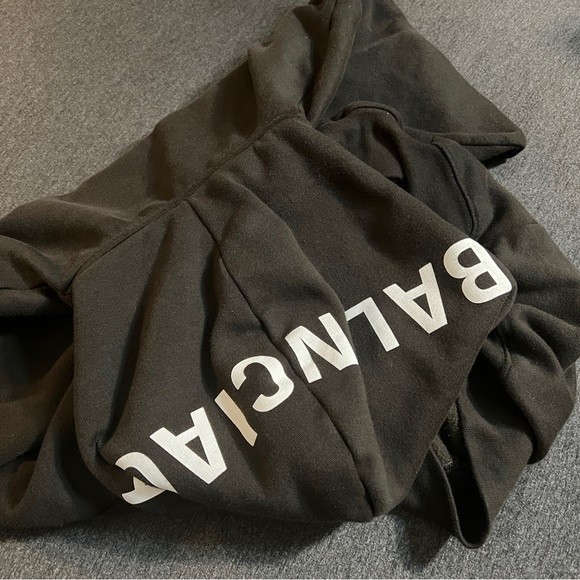 Balenciaga Logo On Hood Oversized Hoodie Black - Picture 8 of 11